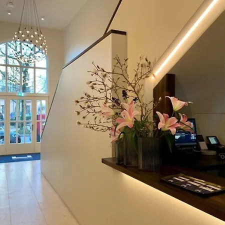 Oberdeck Studio Apartments - Adults Only